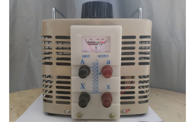 單相調(diào)壓器