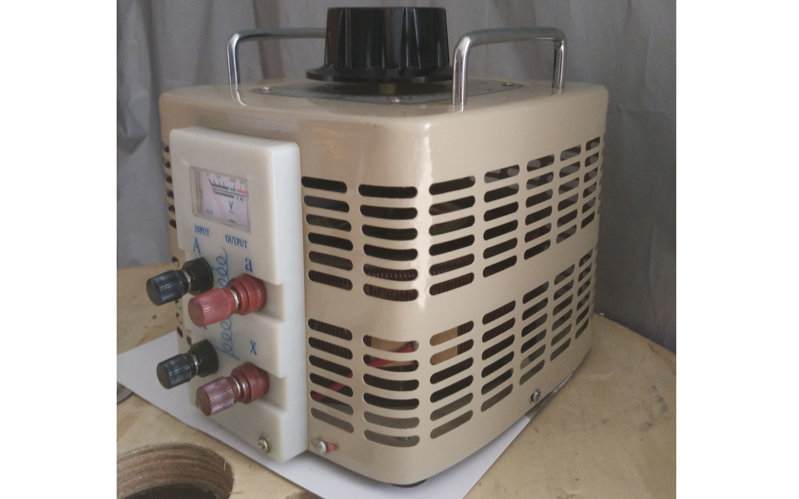 調(diào)壓變壓器-變壓調(diào)壓器