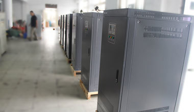 單相全自動(dòng)大功率補(bǔ)償式電力穩(wěn)壓器